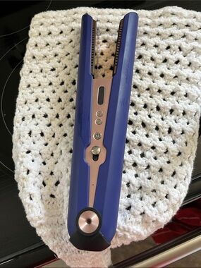 Dyson Corrale Hair Straightener – Works Cordless, Shorter Battery Runtime